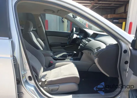 2009 Honda Accord 2.4 Lx-P z USA, uszkodzony, nr VIN 1HGCP26489A079683